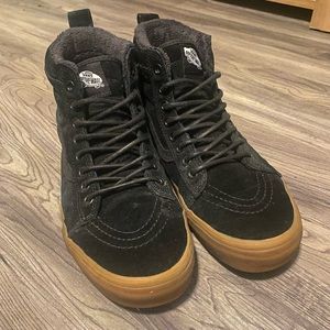 Black/Gum Sk8-hi MTE 1 Vans